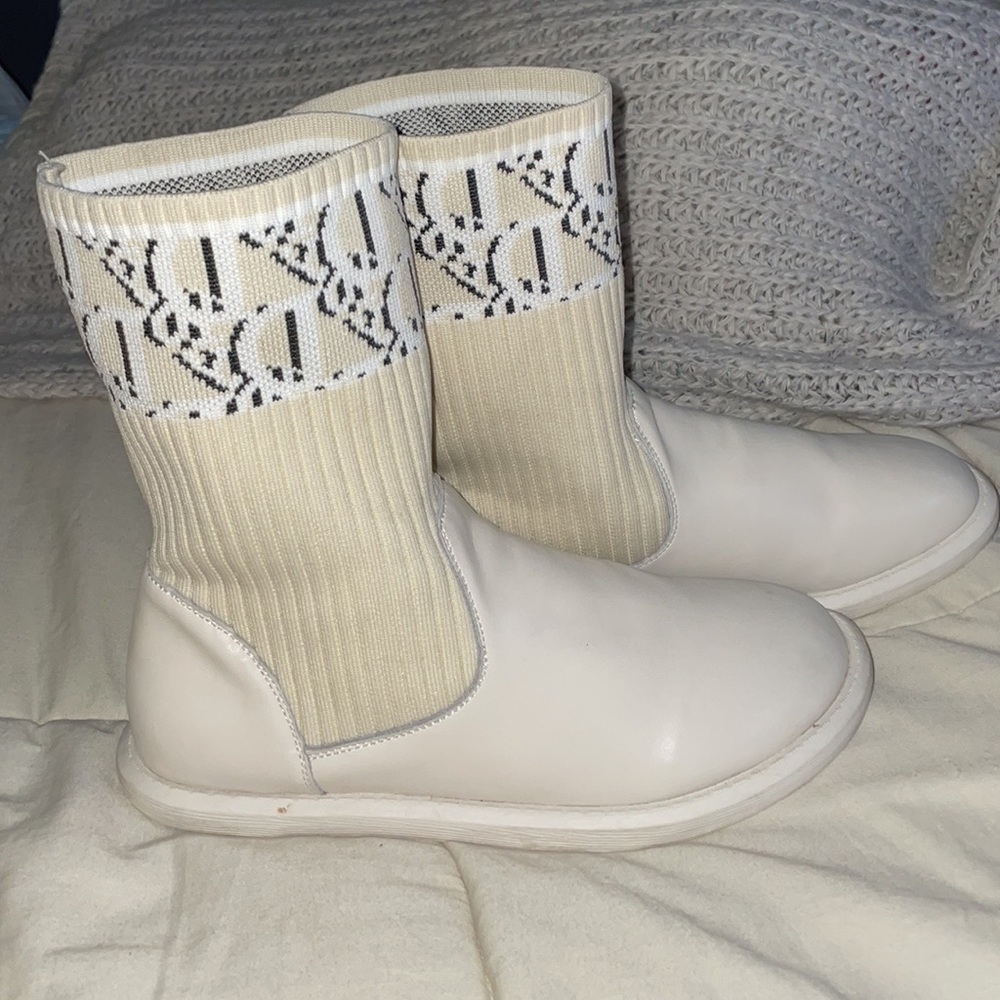 Muison Muiuieiu and fabric ankle boots  in perfect condition